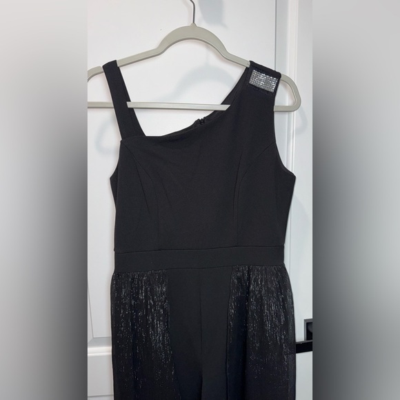 Alexa B Nites Black 1 Shoulder Jumpsuit Sz6 Beaded Strap Sheer Metallic Overlay - Picture 3 of 12
